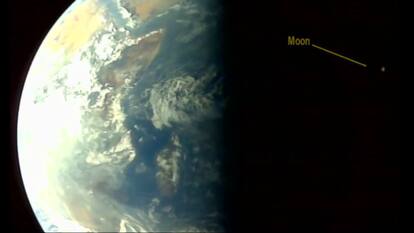 Aditya L-1 ने भेजी पहली सेल्फी, धरती और चांद की दिखी खूबसूरत झलक