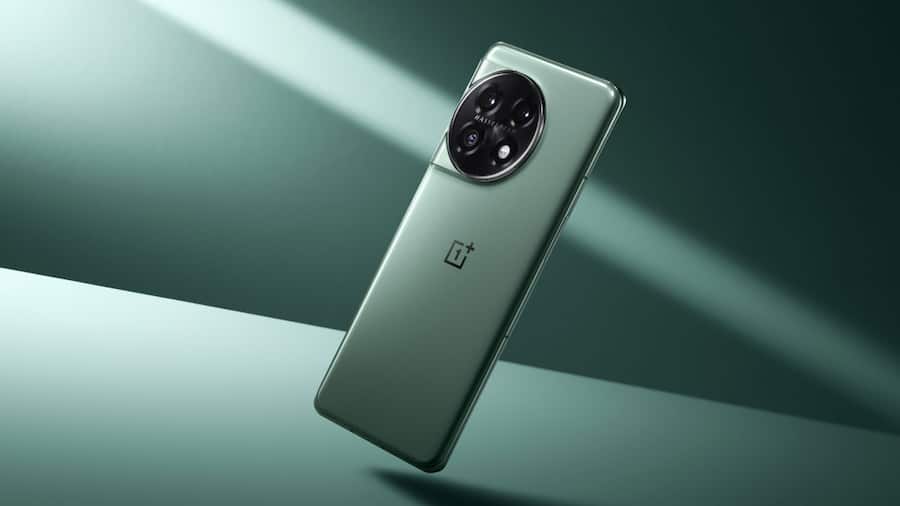 Amazon Sale: OnePlus के 5G स्मार्टफोन पर धांसू ऑफर, 970 रुपये में लाएं घर OnePlius-11R