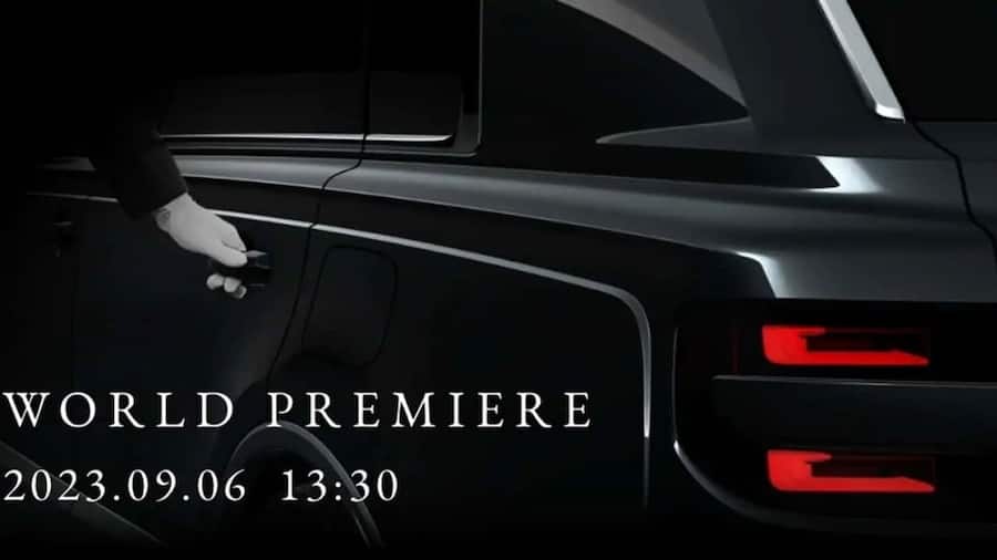 Toyota Century SUV हुई टीज, धांसू फीचर्स के साथ जल्द होगी लॉन्च Toyota-Century