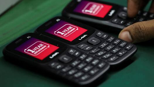 Lava Mobiles to launch 4G feature phones to take on Jio