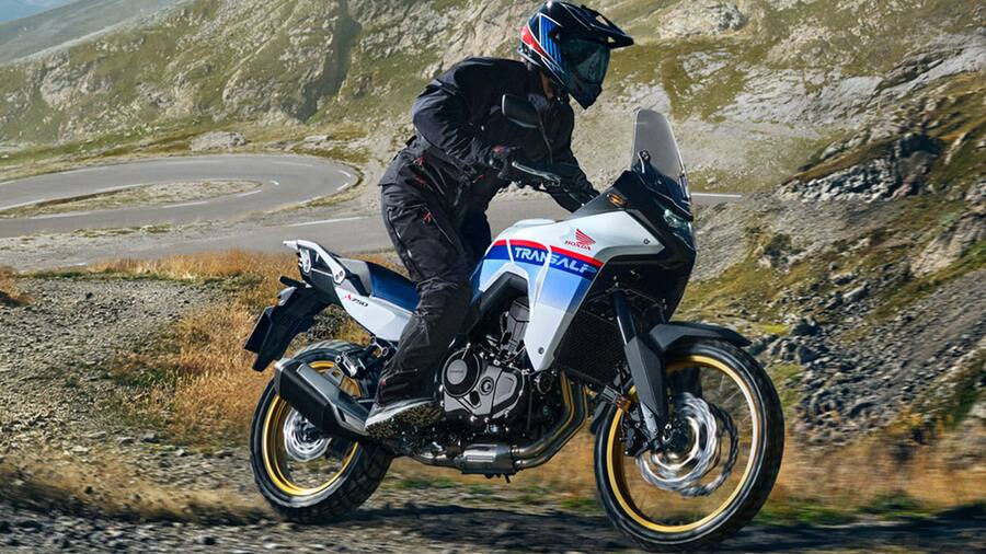 Honda ला रहा 755cc की धांसू बाइक, जल्द भारत में होगी लॉन्च Honda-Transalp