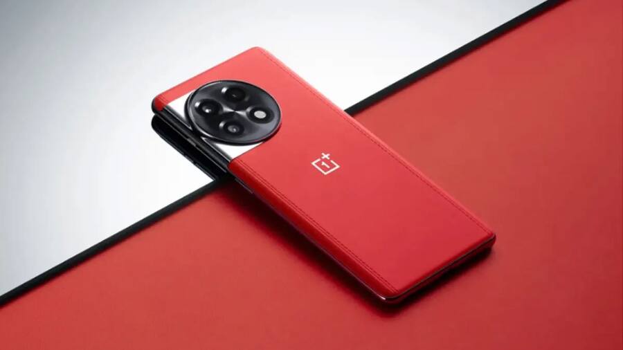Amazon Sale: OnePlus के इन स्मार्टफोन पर 6500 रुपये तक का डिस्काउंट OnePlus-11R-Red