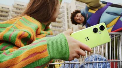 Amazon Sale: 108MP कैमरा, 8GB RAM, 256GB स्टोरेज वाले OnePlus Nord CE 3 Lite 5G पर धांसू ऑफर, सस्ते में लाएं घर