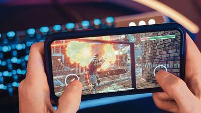 ऑनलाइन गेमिंग कंपनियों को सरकार का नोटिस, भरना होगा 1 लाख करोड़ का टैक्स