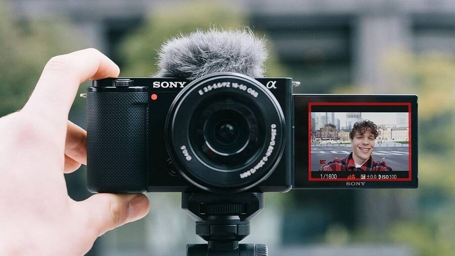 Amazon Great Indian Festival Sale 2023: अमेजन सेल में सस्ते हुए Vlogging Camera, यहां देखें बढ़िया डील Sony Alpha ZV-E10L Mirrorless vlog Camera