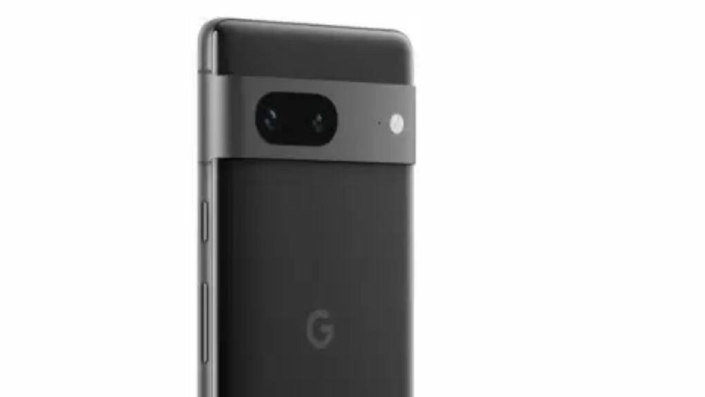 Google Pixel 7 Selfie Camera