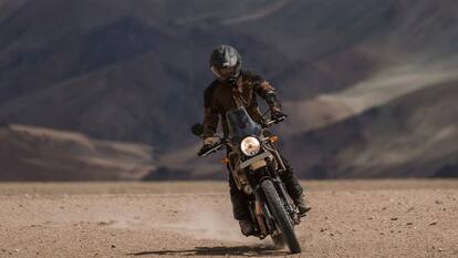 Royal Enfield Himalayan 452 के सभी फीचर्स लीक, जानें कब होगी लॉन्च