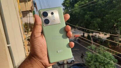 Infinix Zero 30 5G Review: अच्छी डिजाइन और कैमरा वाला फोन