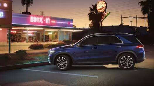 Mercedes-Benz की दो धांसू कार कल होंगी लॉन्च, एडवांस फीचर के साथ मिलेगा पावरफुल इंजन