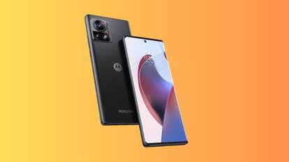 200MP बैक कैमरा, 60MP सेल्फी कैमरा और 125W फास्ट चार्जिंग वाले Motorola Edge 30 Ultra फोन पर 15,000 रुपये का Discount, यहां मिल रहा बंपर ऑफर