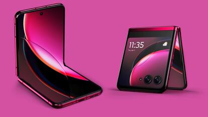 32MP सेल्फी कैमरा, 8GB RAM और 33W फास्ट चार्जिंग वाले Motorola razr 40 Ultra पर सीधे 7000 रुपये का डिस्काउंट, जानें ऑफर