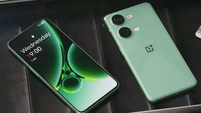 Amazon पर मिल रही Red Hot Deals, स्मार्टफोन की खरीद पर 6500 रुपये तक का डिस्काउंट