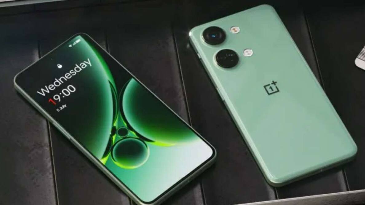 Amazon पर मिल रही Red Hot Deals, स्मार्टफोन की खरीद पर 6500 रुपये तक का डिस्काउंट