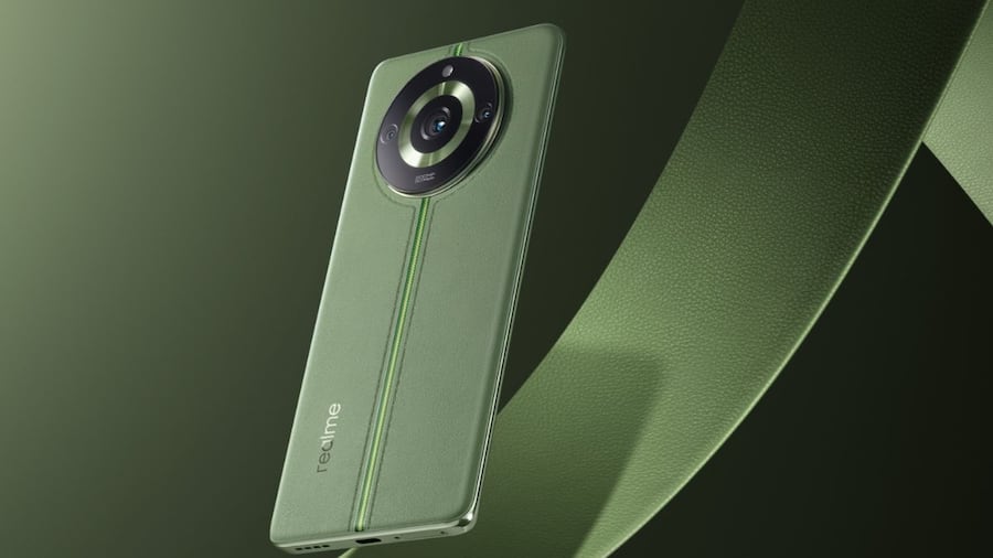 Realme 11 Pro+ 5G selfie