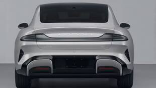 Xiaomi की पहली इलेक्ट्रिक कार जल्द होगी लॉन्च, Tesla को मिलेगी टक्कर