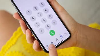 Call forwarding Scam: फोन में टाइप किया यह नंबर तो हैक हो जाएगा अकाउंट, जानें कैसे बचें