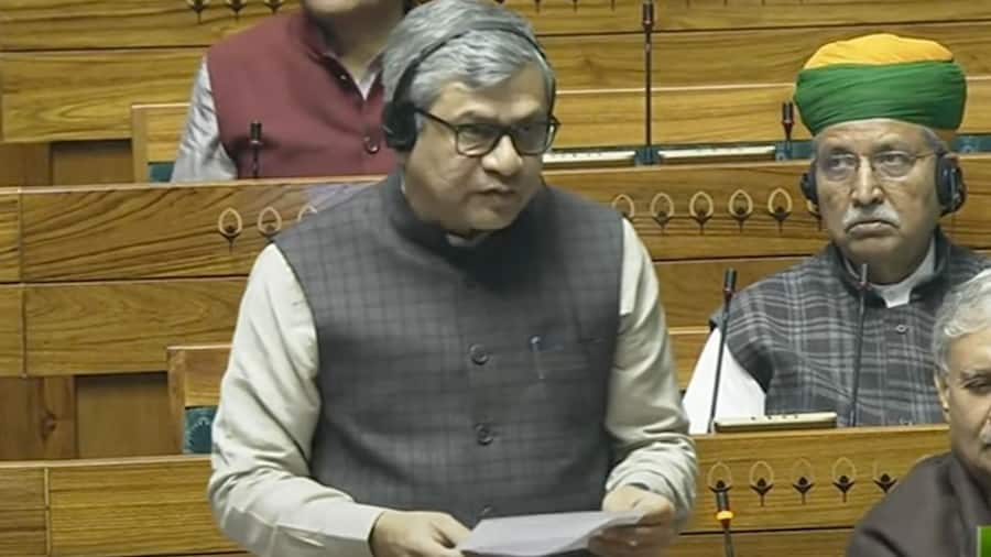 Telecommunications Bill 2023 लोकसभा में पेश, OTT प्लेटफॉर्म को राहत Ashwini-vaishnav