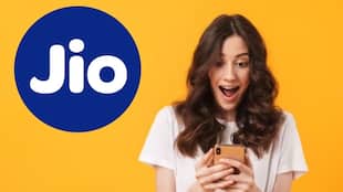 Jio ने की सबकी बोलती बंद, 101 रुपये में दे रहा 100GB डेटा