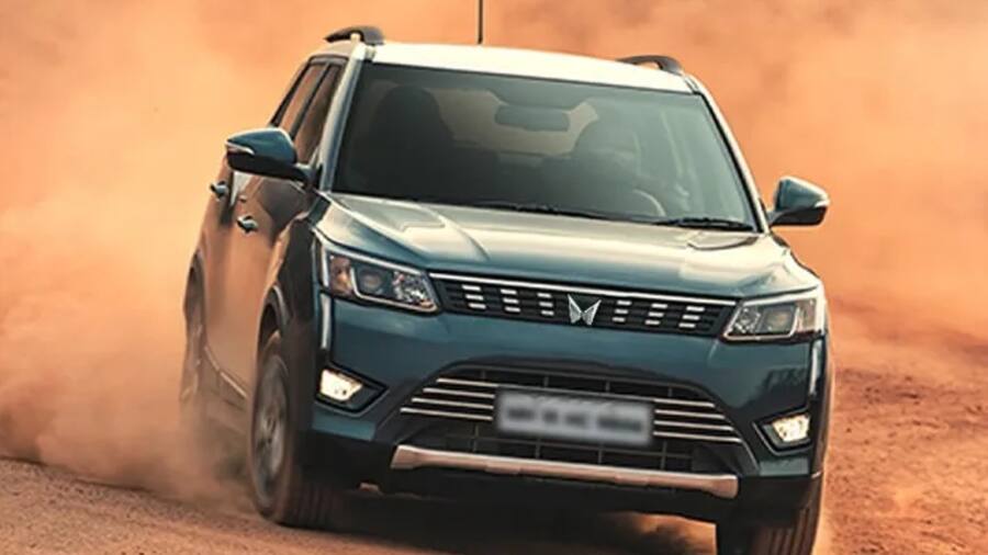 Mahindra XUV300 EV एडवांस फीचर्स के साथ मारेगी एंट्री! मिलेगी Tata Nexon EV को टक्कर Mahindra XUV300