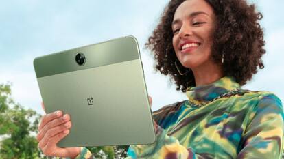 8000mAh बैटरी, 33W फास्ट चार्जिंग और 8GB RAM वाले OnePlus Pad Go को सिर्फ 704 रुपये में लाएं घर, जानें ऑफर