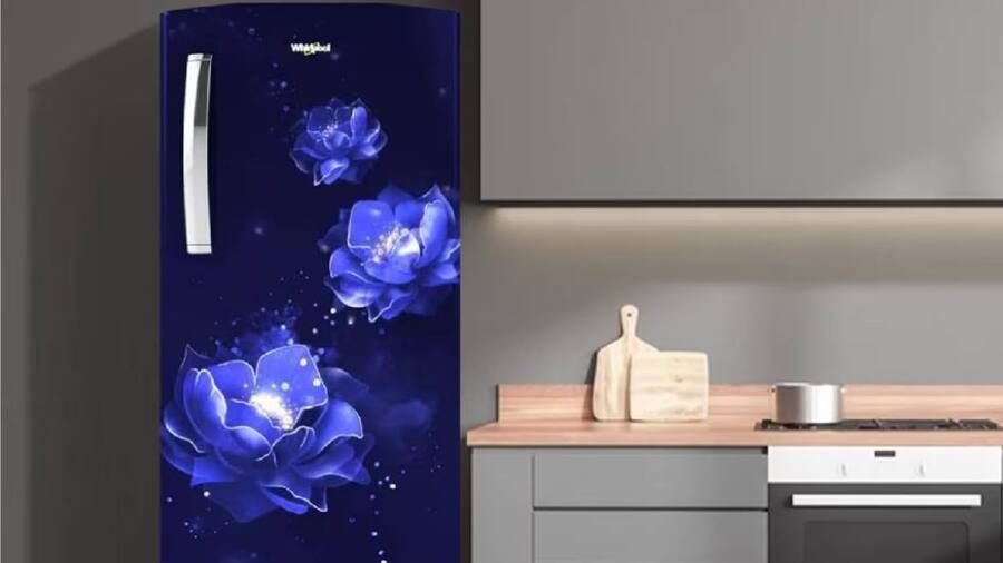 Refrigerator under 15000: सर्दियों में गिरी फ्रिज की कीमतें, 15 हजार से कम में मिल रहे ये धाकड़ ऑप्शन Refrigerator under 15000