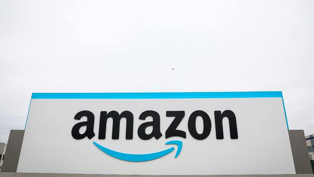 Amazon is offering big discounts on Bluetooth smartwatch calling.