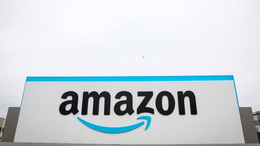 Amazon Year-End deals: Realme Narzo 60X, Redmi 12, Samsung Galaxy M14 get major discounts Amazon is offering big discounts on Bluetooth smartwatch calling.