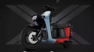 Gogoro CrossOver इलेक्ट्रिक स्कूटर भारत में लॉन्च, जानें कीमत से लेकर रेंज तक सबकुछ