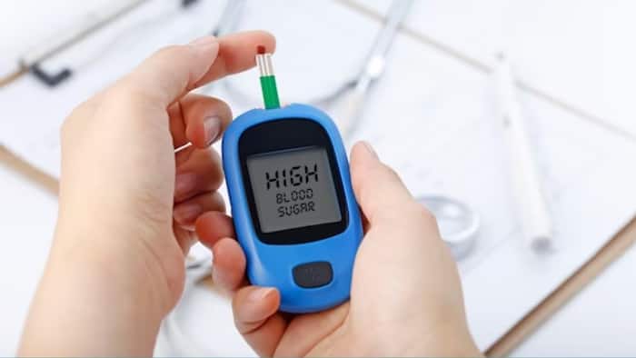 Blood Sugar Testing Machine under 1000 on Amazon