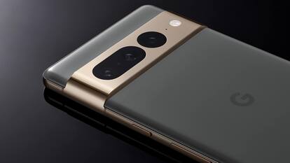 50MP कैमरा और दमदार बैटरी वाले Google Pixel फोन्स पर बंपर ऑफर, मिल रहा 12 हजार तक का डिस्काउंट