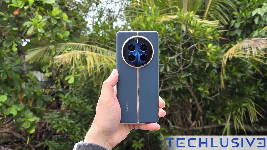 Periscope camera with 120x zoom 