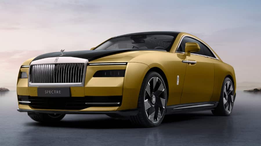 Rolls Royce Spectre भारत में लॉन्च, केवल 4 सेकेंड में पकड़ती है 100 की स्पीड Rolls Royce Spectre