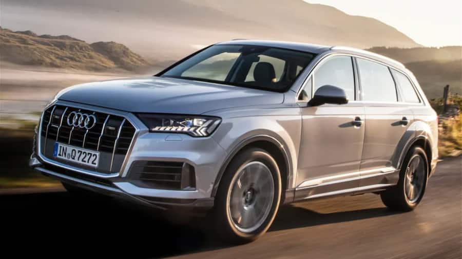 Audi Q7 Facelift से उठा पर्दा, सेफ्टी फीचर्स के साथ मिलेगा पावरफुल इंजन audi