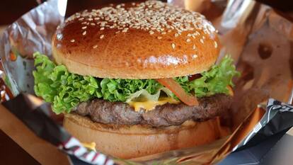 New Year's Eve 2023 saw about 65 lakh food orders in India