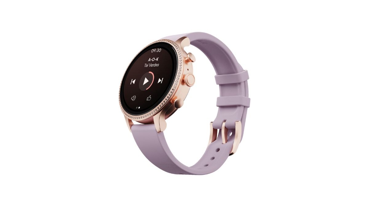 Fossil best sale group smartwatch