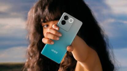 64MP कैमरा, 66W फास्ट चार्जिंग और 8GB RAM वाले iQOO Z7 Pro 5G को सस्ते में लाएं घर, Amazon पर तगड़ा Discount