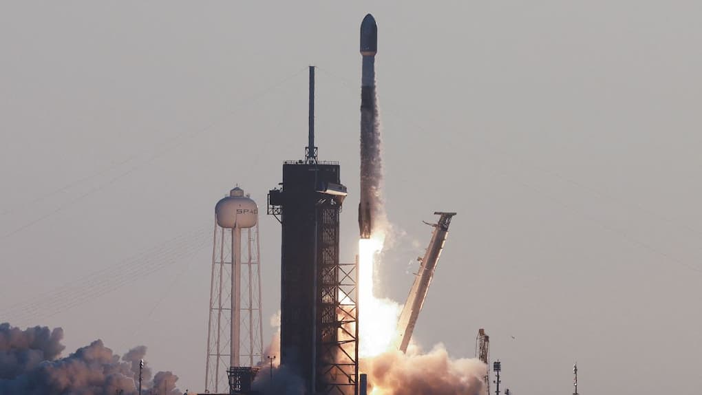 SpaceX will carry Indian satellites to the space soon.