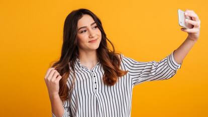 200MP Camera Smartphones on Amazon: 200MP कैमरा वाले बेस्ट स्मार्टफोन, फोटोग्राफी में DSLR को मिलेगी टक्कर