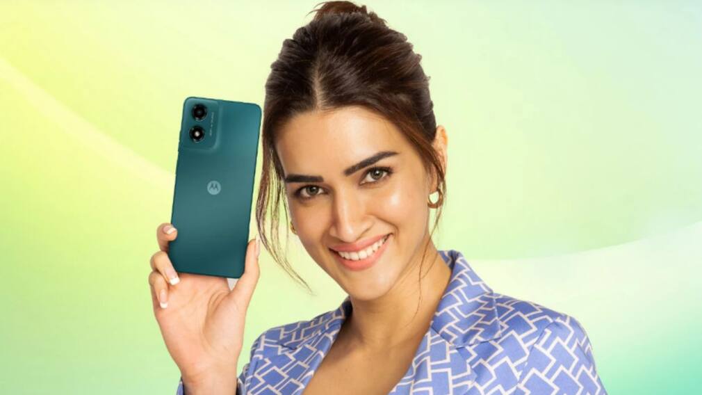 Motorola Moto G04 first sale today: Check price, offers, and specs