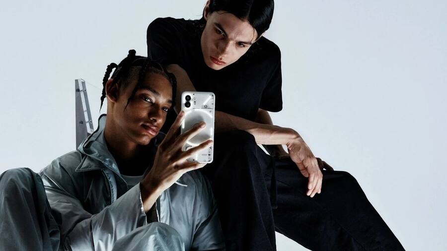 Nothing Phone (2) Selfie Camera