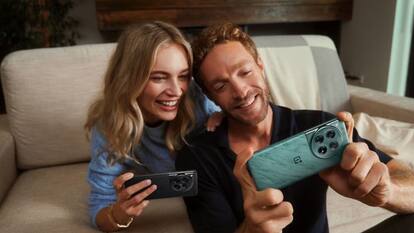 कर्व्ड डिस्प्ले और 50MP कैमरा वाले OnePlus फोन पर फाडू ऑफर, मिल रहा जंबो डिस्काउंट