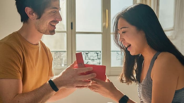 Amazon is offering big discounts on several gadgets that you might consider as Valentine's Day gifts.