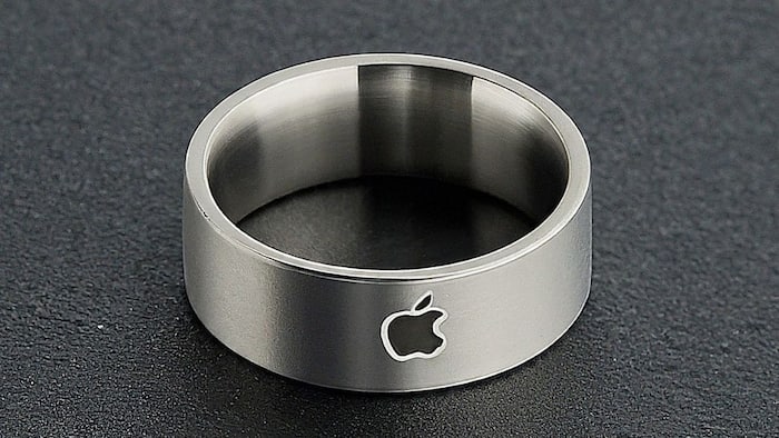 Apple is possibly pondering whether it should build a smart ring.