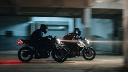 Bajaj Pulsar NS200 का टीजर हुआ रिलीज, नए लुक के साथ जल्द लेगी एंट्री