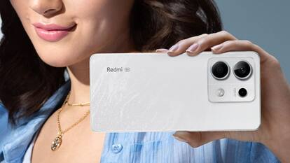 Amazon Fab Phones Fest Sale: टॉप-ब्रांड्स के फोन हुए सस्ते, यहां देखें महालूट डील्स