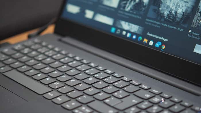 Microsoft will make it almost impossible for very old PCs to run Windows 11.
