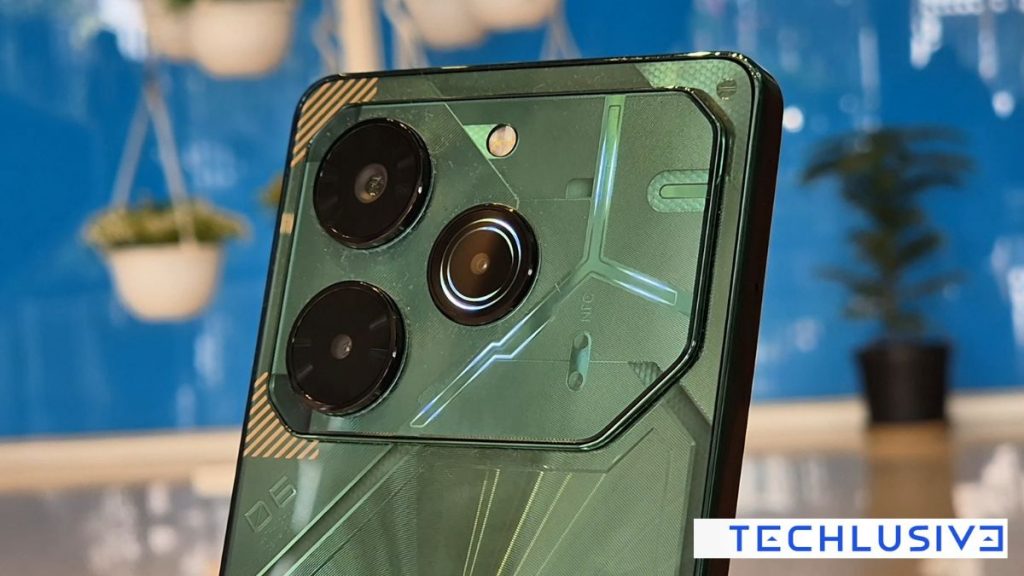 Arc interface lights on the Pova 6 Pro