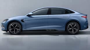 BYD Seal EV भारत में हुई लॉन्च, जानें कीमत और फीचर्स