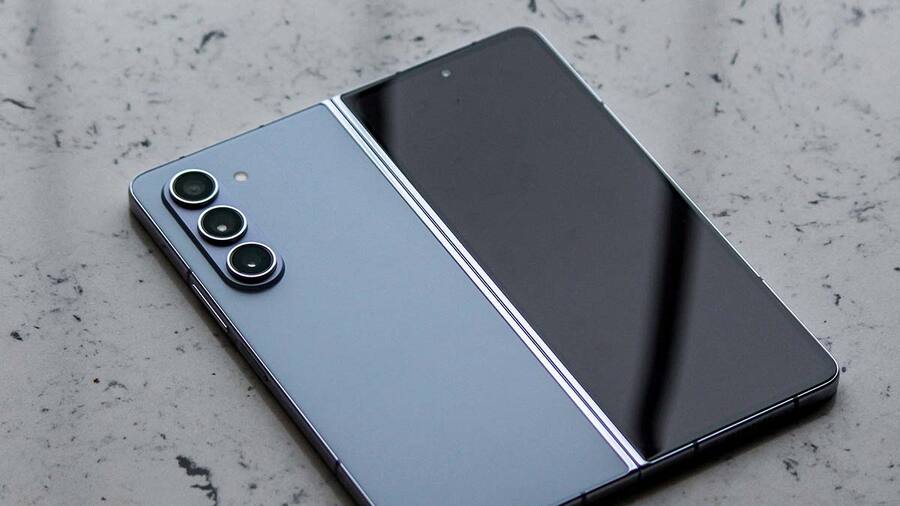 Samsung ला रहा पतला फोल्डेबल फोन Galaxy Z Fold 6 Slim! मिलेगी बड़ी डिस्प्ले Samsung Galaxy Z Fold 6 8
