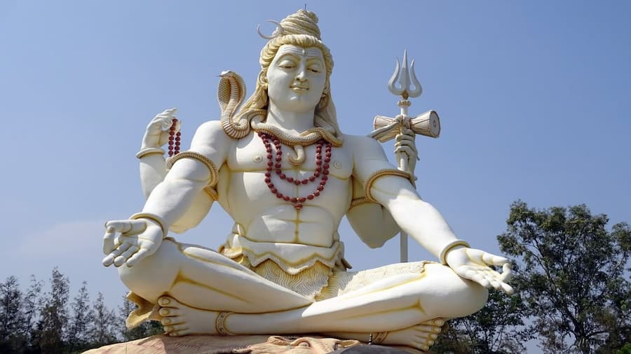 Mahashivratri 2024: 3 Ways you can greet your family, friends on WhatsApp Shivratri wishes